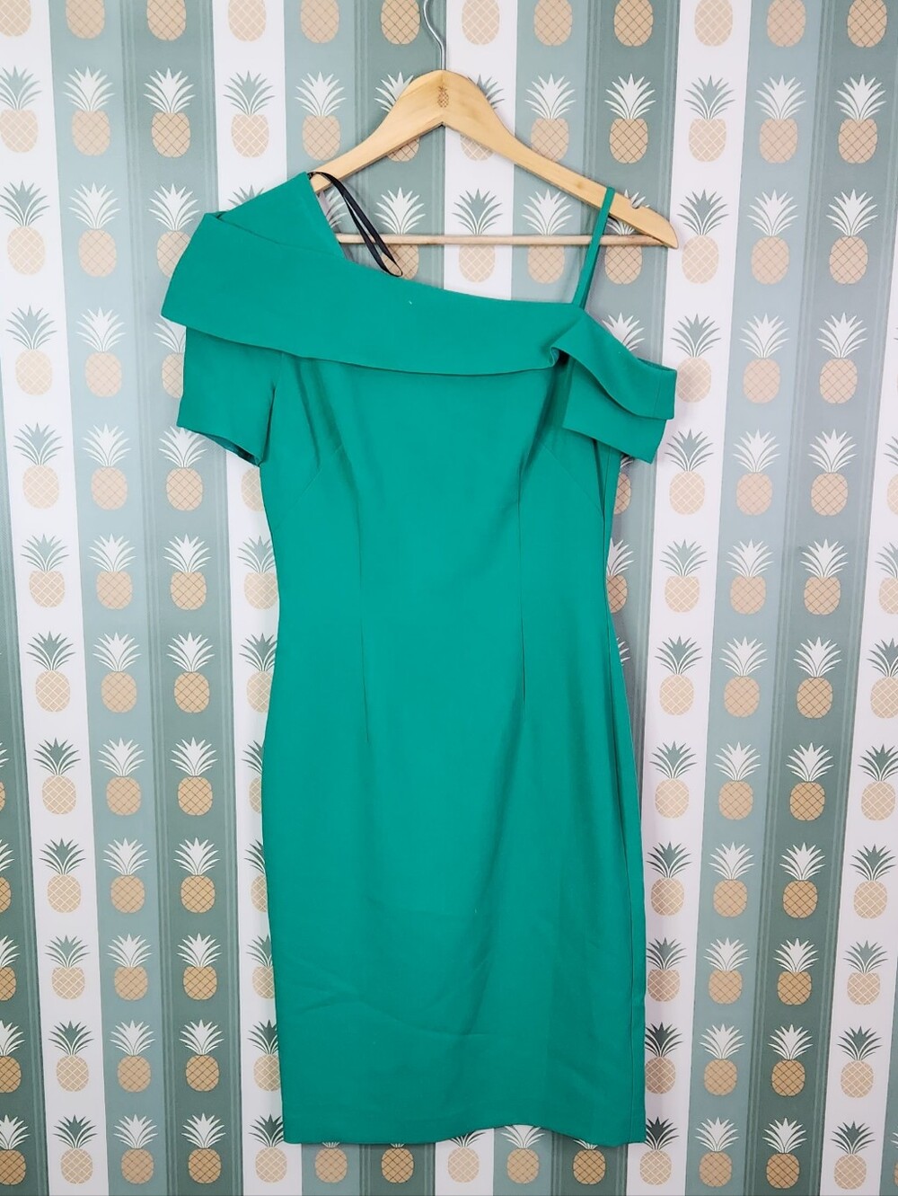 Black Halo Stiles Sheath Dress in Agave